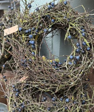 BLUMENTOCHTER Schlehenkranz