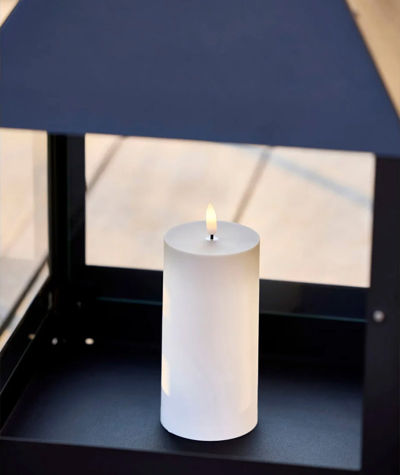 BLUMENTOCHTER A2 Living LED-Stumpenkerze, 7,5 x 15 cm