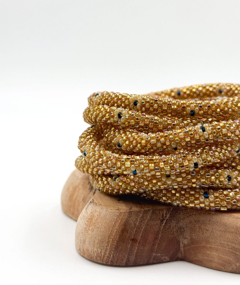 D28_Maison_Kizo_Perlenarmband_01 Maison Kizo Perlenarmband D28