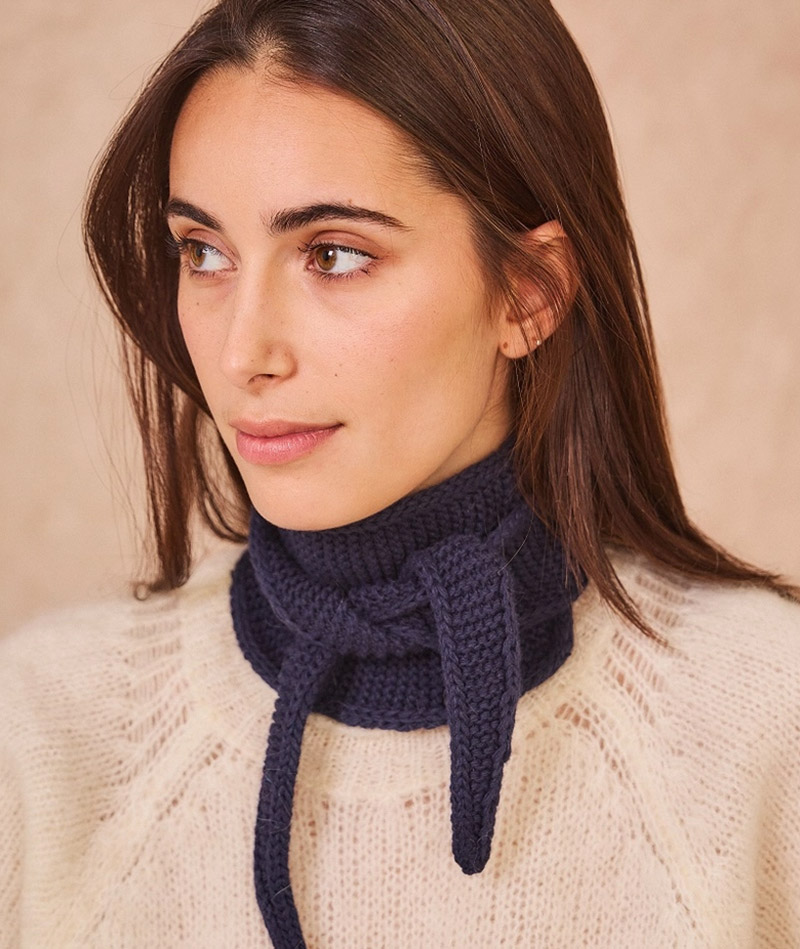 Sophie_navy_blue_01 Calie Paris Little Sophie Scarf, Navy blau